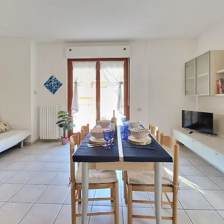 Seconda Fila Mare Wi-fi Ac Parcheggio Pineta Porto SantʼElpidio